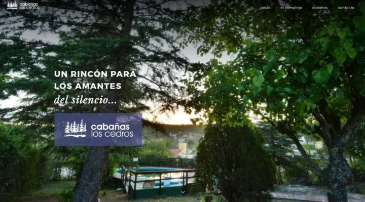 Captura del sitio web de Cabañas Los Cedros, desarrollado por GrupoNexus